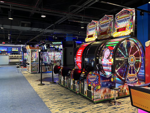 Round1 Bowling & Arcade - Eugene